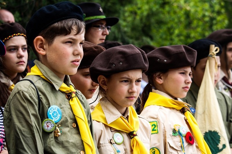 В Днепре торжественно возложили цветы к Мемориалу воинам, погибшим во Второй мировой войне 16