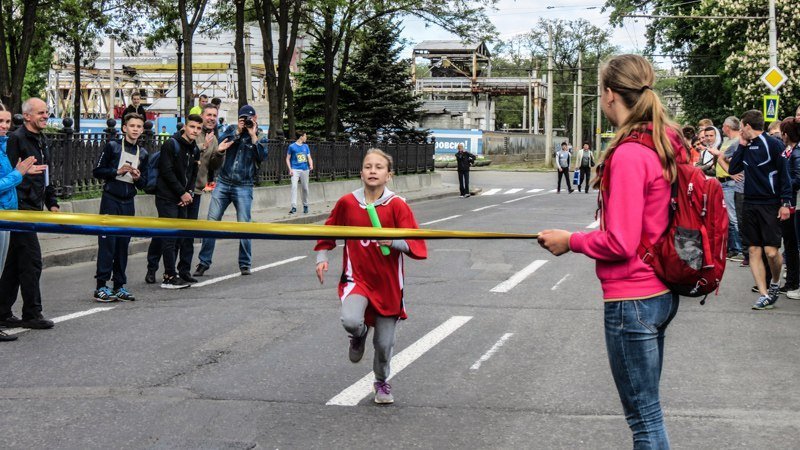 Марина Филатова провела ежегодную спортивную эстафету в честь Дня Победы 8