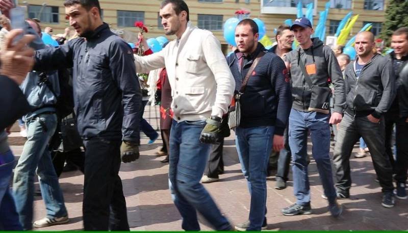 Драки в Днепре на 9 мая: Филатов обратился к Авакову и Луценко и пообещал поднять людей 1