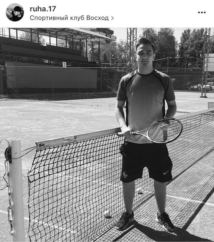 ТОП-10 самых популярных парней-блоггеров Днепра в Instagram 21