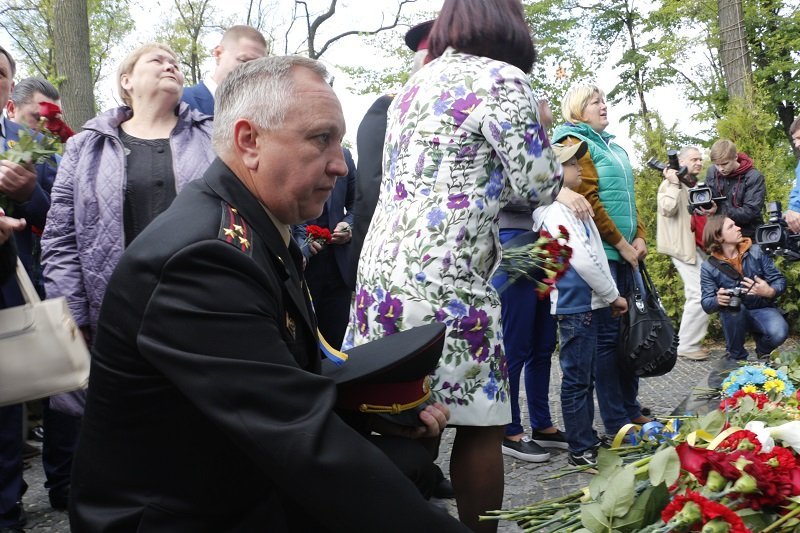 В Днепре открыли уникальную Аллею памяти героев АТО 12