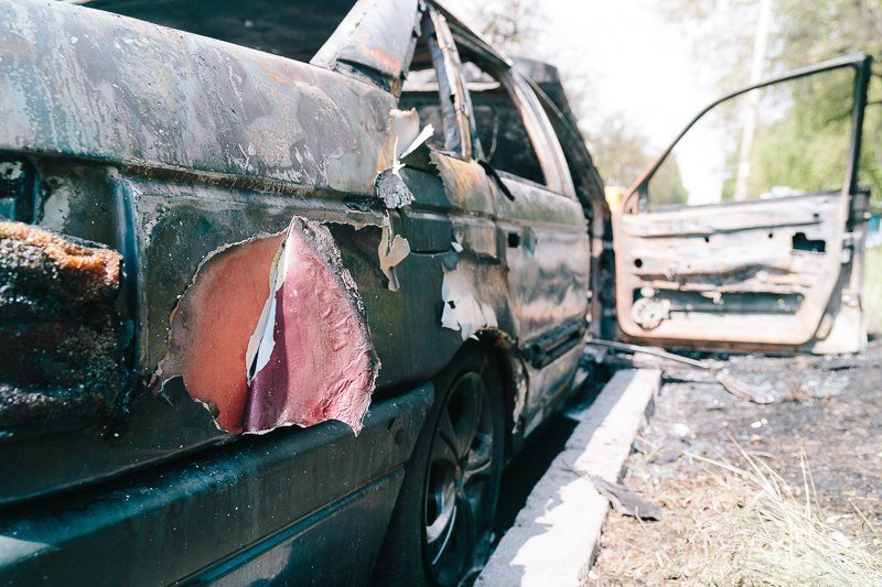 На Криворожской загорелся автомобиль: подробности 3