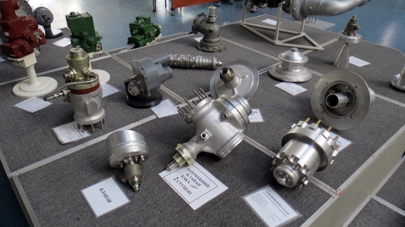 Гаджеты, машинки и гонки на скорость: в Днепре прошел фестиваль робототехники 2