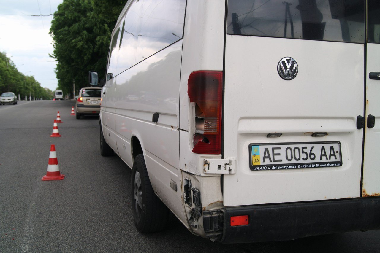 ДТП на Гагарина: Hyundai въехал в маршрутку с пассажирами 1