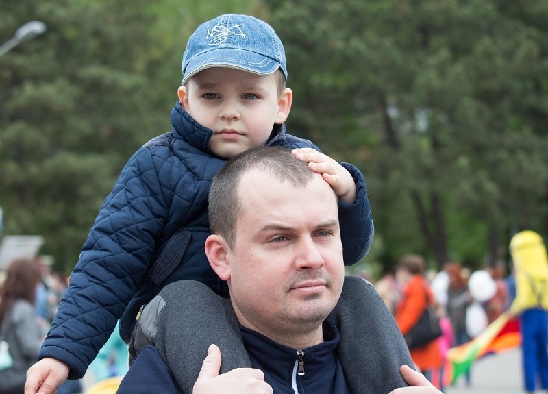 Бесплатное мороженое и сладкая вата: как днепряне отмечают Международный день семьи 2