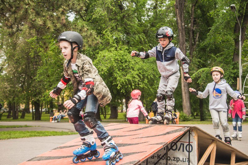 Парад роллеров, прыжки на батуте и скалолазание: в Днепре прошел фестиваль экстремального спорта 8
