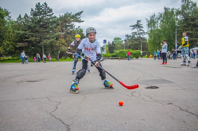Парад роллеров, прыжки на батуте и скалолазание: в Днепре прошел фестиваль экстремального спорта 15