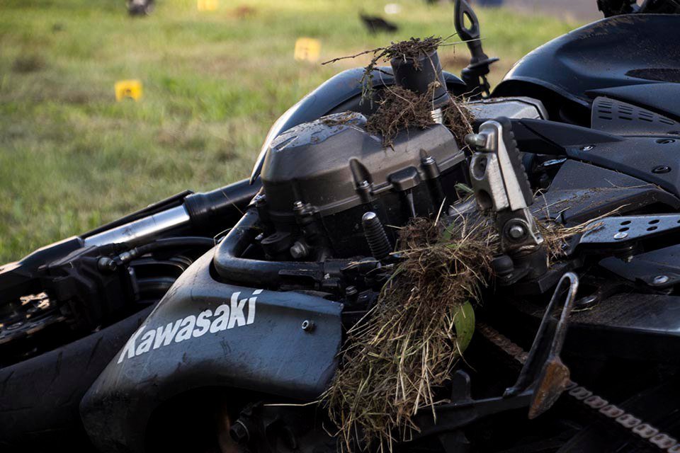 ДТП на Набережной Заводской: разбился еще один мотоциклист на Kawasaki 5