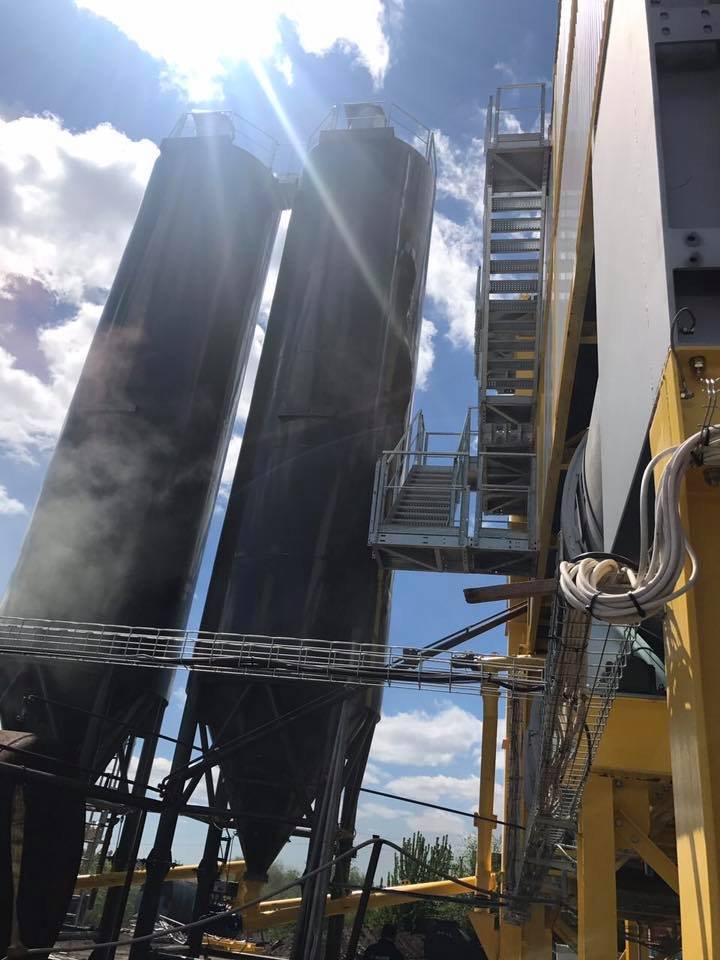 Под Днепром полным ходом идет подготовка к ремонту трассы Днепр - Кривой Рог 1