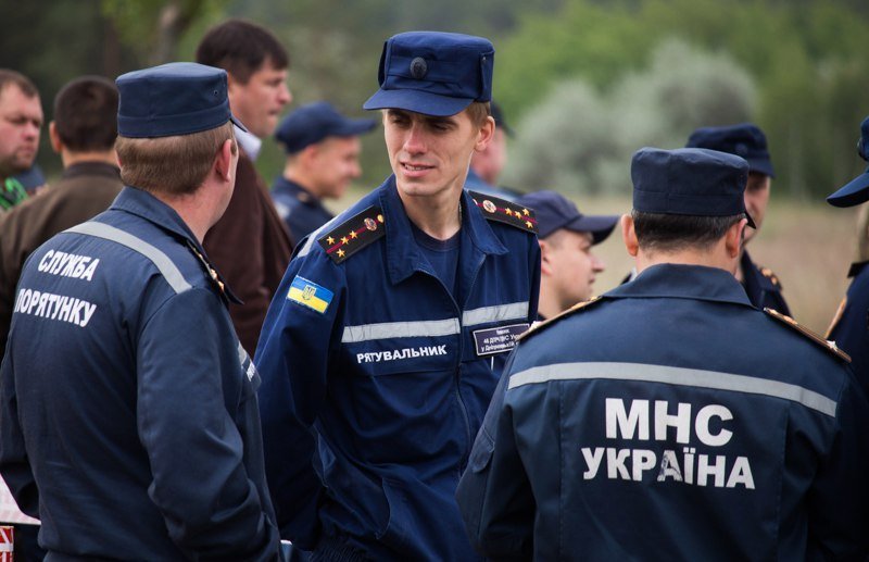 Огонь, пожарная техника и сотни спасателей: что происходило на военном полигоне под Днепром 3