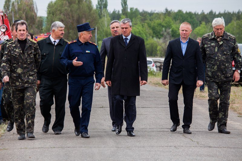 Огонь, пожарная техника и сотни спасателей: что происходило на военном полигоне под Днепром 8