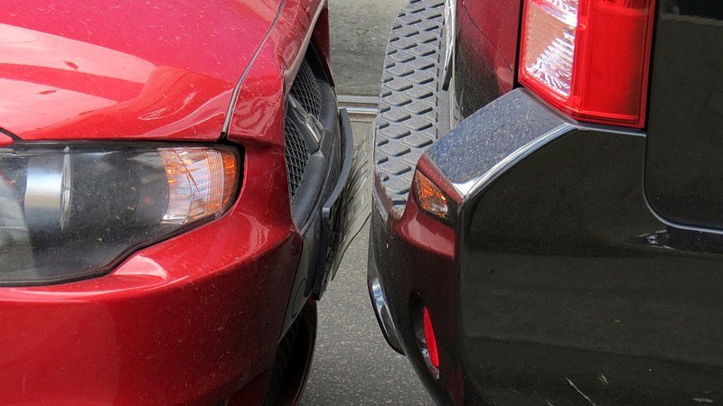 ДТП на Старом мосту: образовалась пробка 3