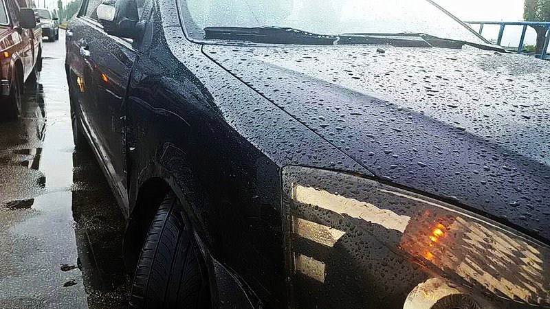 Тройное ДТП на Донецком шоссе: столкнулись Geely, Cherry и Citroen 2