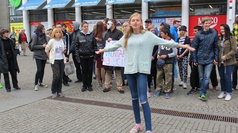 Верните нам ВК: в центре Днепра прошел митинг против запрета социальных сетей 3