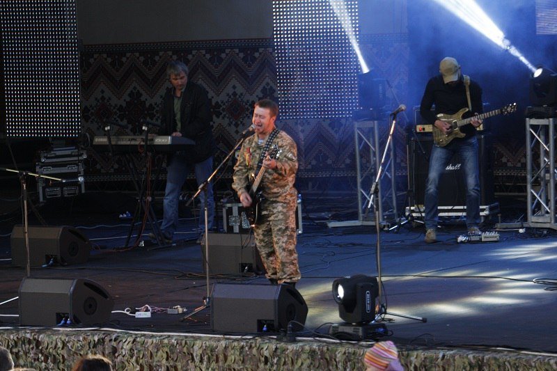 В Днепре прошел фестиваль "Песни, рожденные в АТО" 6