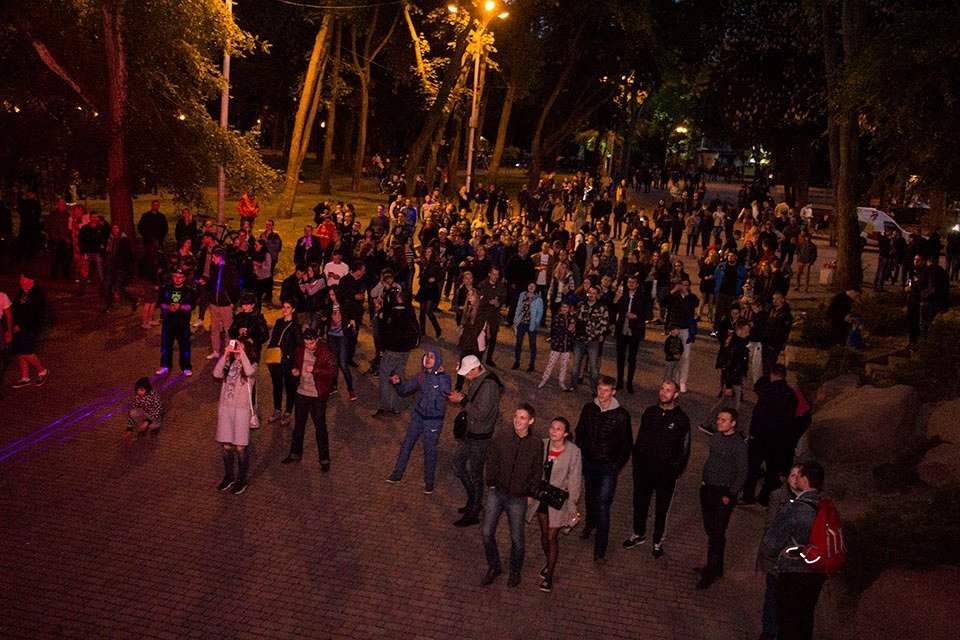 Музыка родом из АТО: в парке Шевченко с бесплатным концертом выступил DJ Topolsky 2