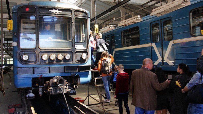 Борис Филатов провел инспекцию городского метрополитена 14
