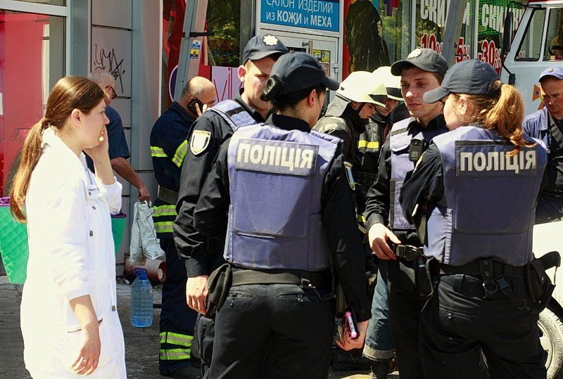 В Днепре возле "Озерки" горел Volkswagen: подробности 1