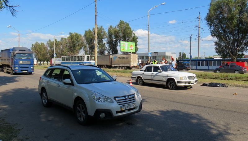 ДТП на Донецком шоссе: водитель на Волге насмерть сбил женщину 5