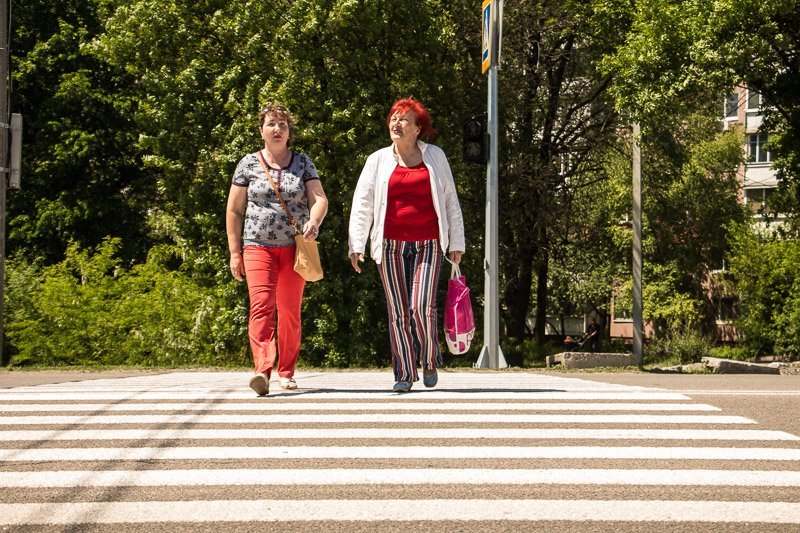 Заживем безопасно: на Тополе установили новый светофор 6