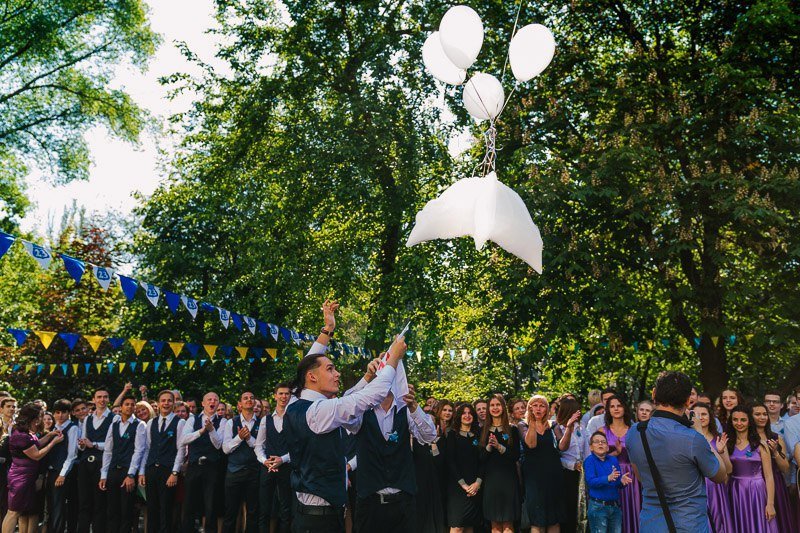 Как отметили Последний звонок в элитных школах Днепра 13