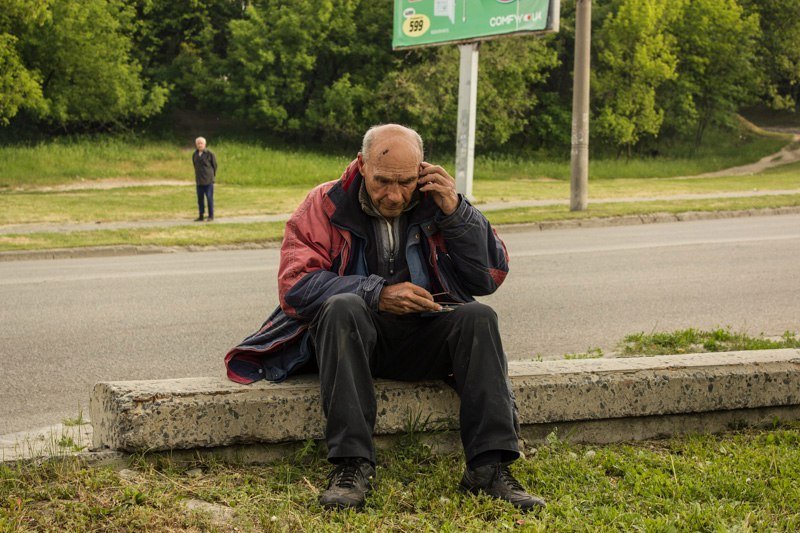 ДТП на Космической: мопед врезался в Renault 8