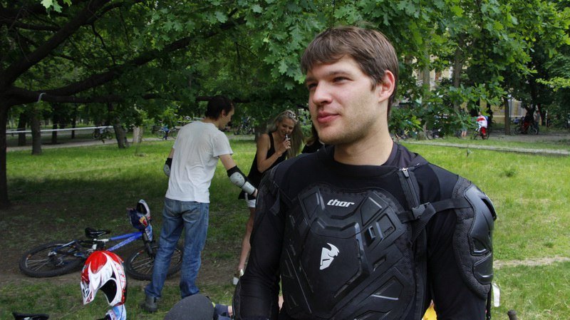 Дети на велосипедах, прыжки и падения: как в Днепре прошел Велодень 8