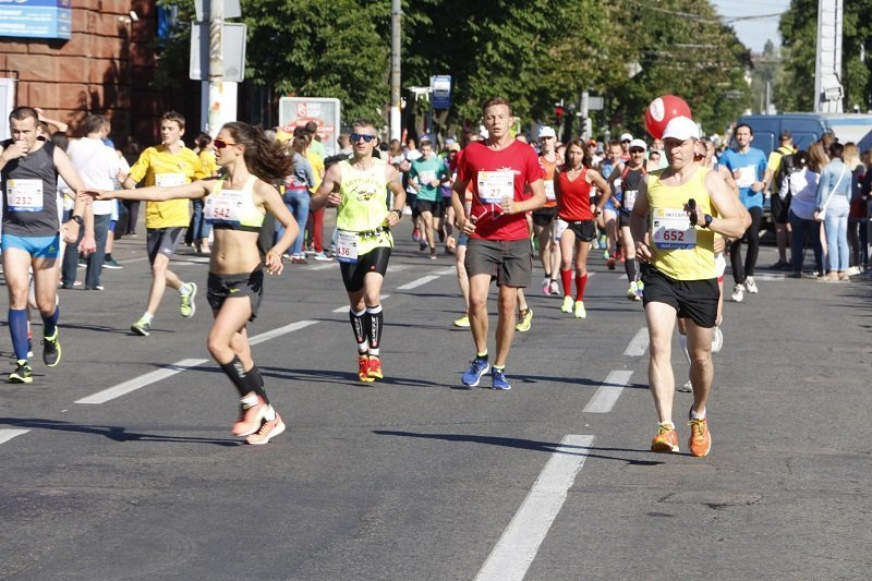 В Днепре стартовал полумарафон Interpipe Dnipro Half Marathon 13