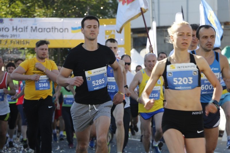В Днепре стартовал полумарафон Interpipe Dnipro Half Marathon 14