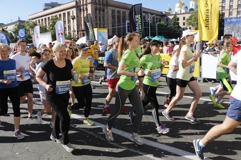 В Днепре стартовал полумарафон Interpipe Dnipro Half Marathon 15