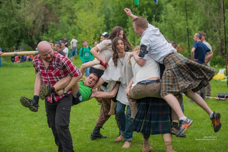 Килты, фаер-шоу и лошади: в Днепре прошли Межрегиональные горские игры 21