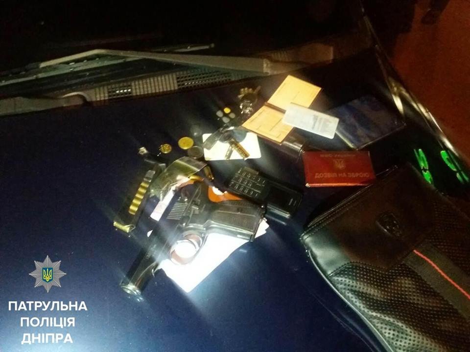 Стрельба и погоня в Соборном районе Днепра: полиция задержала вооруженных хулиганов 1