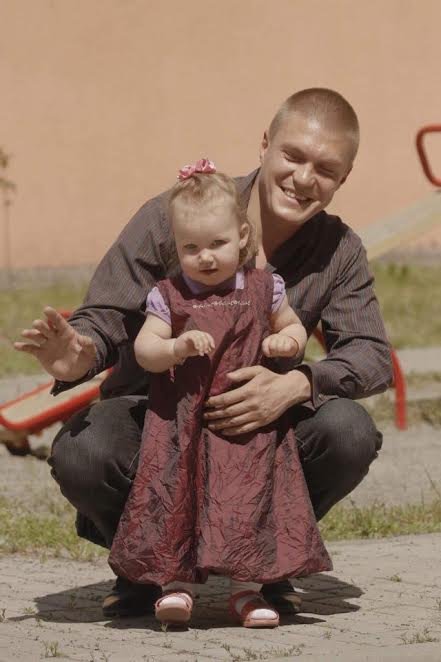 Борис Филатов вручил семьям бойцов АТО и семье погибшего патрульного Артема Кутушева ключи от новых квартир 4