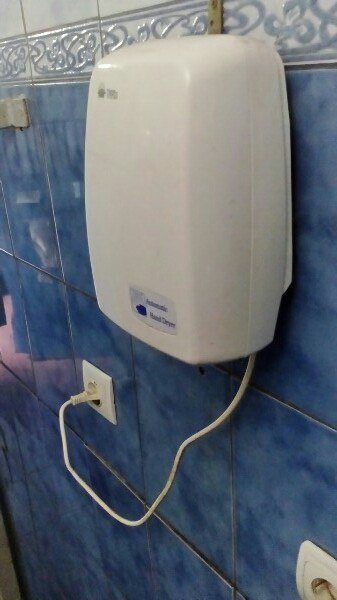 Ревизия «по-большому» и «по-маленькому»: статуи, вонь и мусор в сортире парка Глобы 9