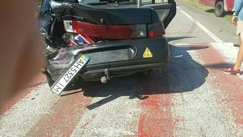 В Подгородном маршрутка с пассажирами въехала в ВАЗ 2