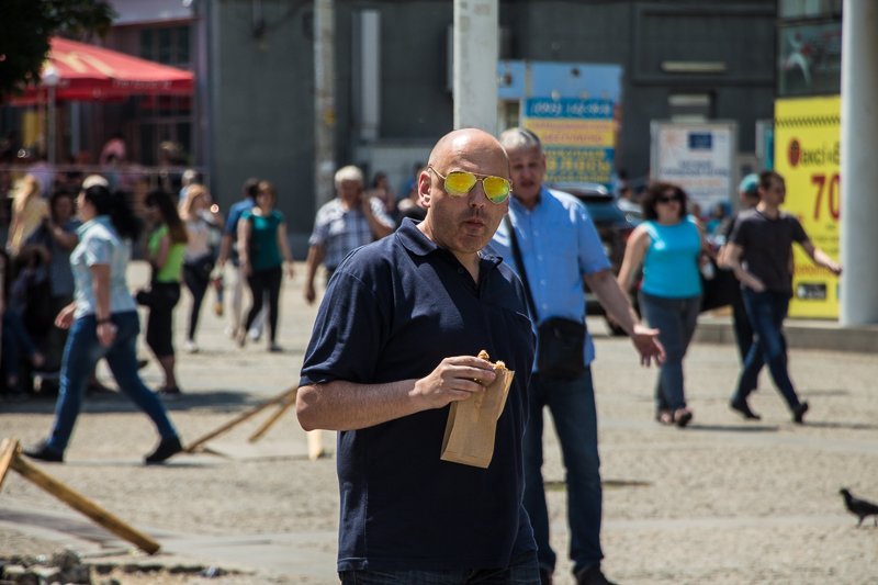 Информатор вышел "на охоту" в Днепре: ищите себя на фотографиях 26