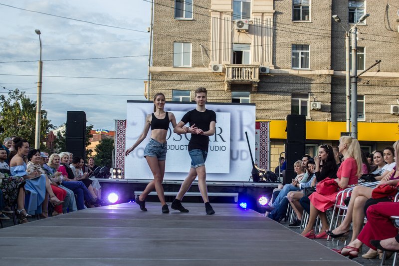Подиум, дефиле и девчонки на каблуках: в Днепре прошел финал "Total Look" 3