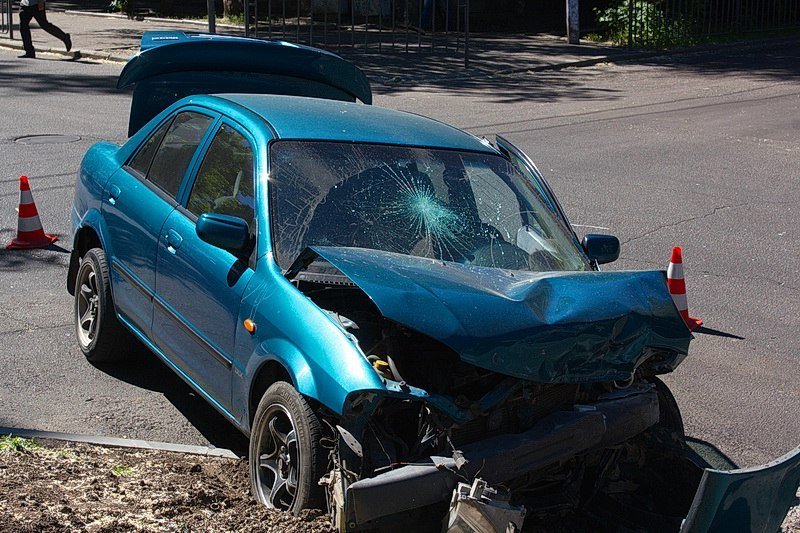 ДТП на перекрестке Гоголя и Паторжинского: пострадала 20-летняя девушка 2
