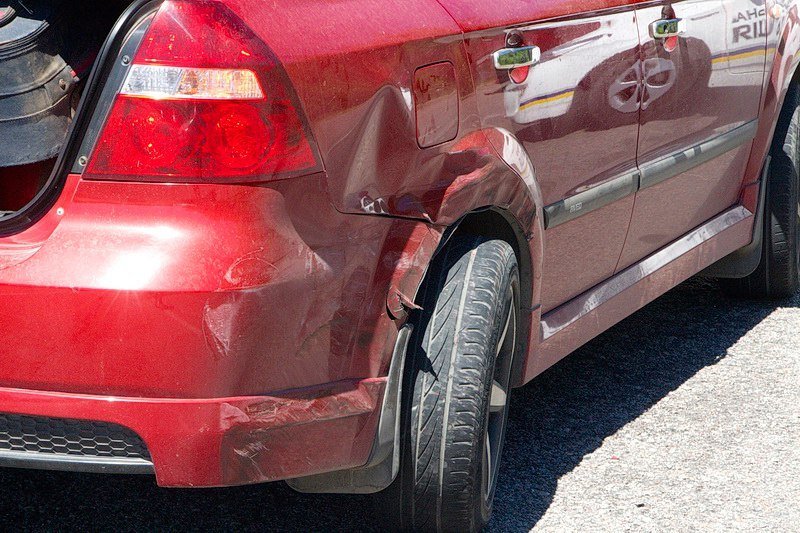 ДТП на Криворожском шоссе: от удара Peugeot перевернулся 2