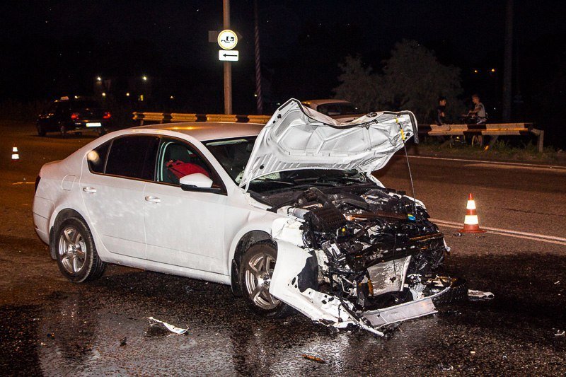 ДТП на Полтавском шоссе: водитель ВАЗ скончался на месте 2