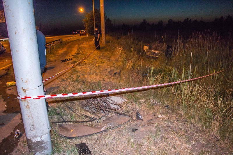 ДТП на Полтавском шоссе: водитель ВАЗ скончался на месте 6