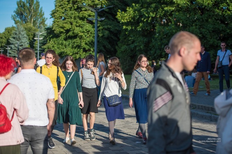 Информатор вышел «на охоту» в Днепре: ищите себя на фотографиях 12