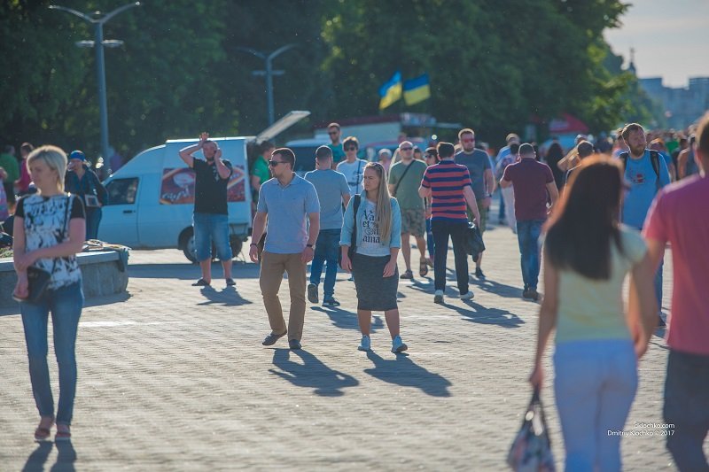Информатор вышел «на охоту» в Днепре: ищите себя на фотографиях 20