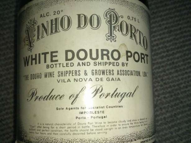 Масонская печать и мука из сверчков: ТОП самых дорогих вещей, которые можно купить в Днепре 1