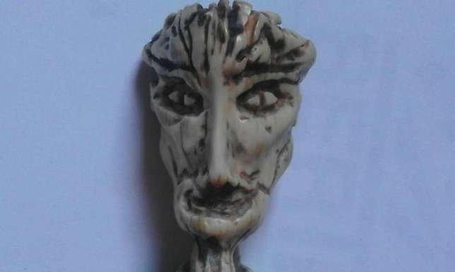 Масонская печать и мука из сверчков: ТОП самых дорогих вещей, которые можно купить в Днепре 6