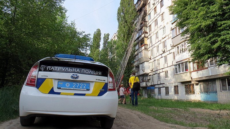 Пожар на 12 квартале: на Гладкова горела квартира 8