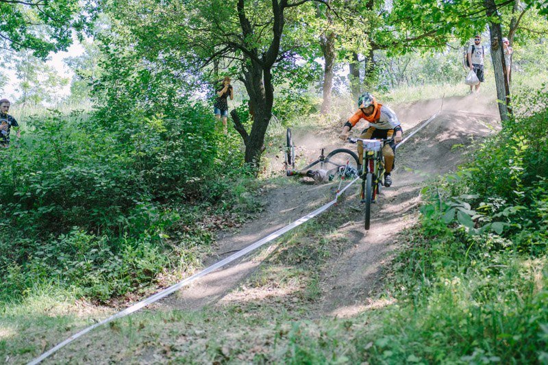 Крутые склоны, драйв и экстрим: в Днепре стартовал Dnepr Action Fest 9