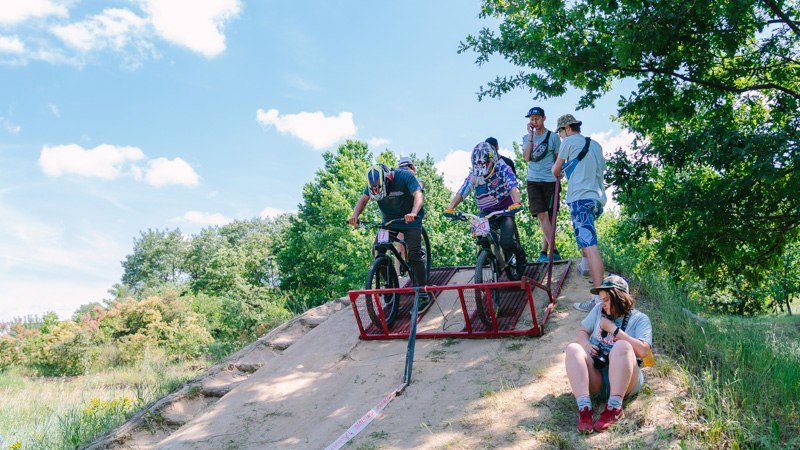 Крутые склоны, драйв и экстрим: в Днепре стартовал Dnepr Action Fest 28