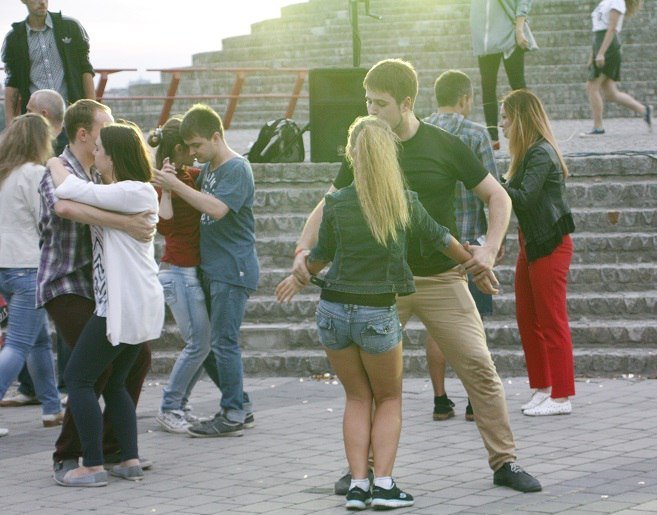 Латиноамериканская страсть: на Фестивальном причале прошел танцевальный вечер 6