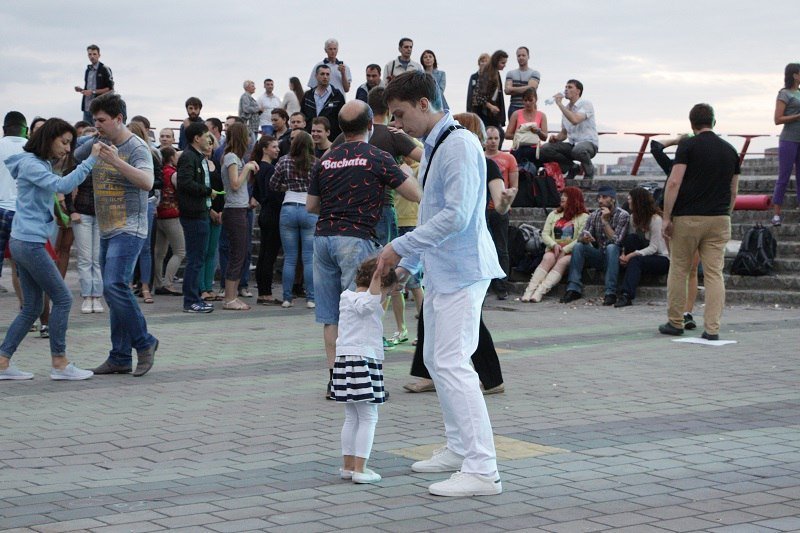 Латиноамериканская страсть: на Фестивальном причале прошел танцевальный вечер 11
